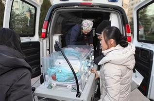 东兴市妇婴监护型护送